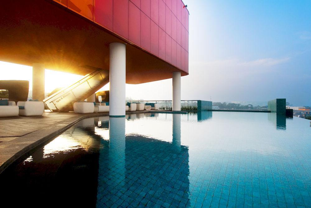 Sensa Hotel Bandung Esterno foto